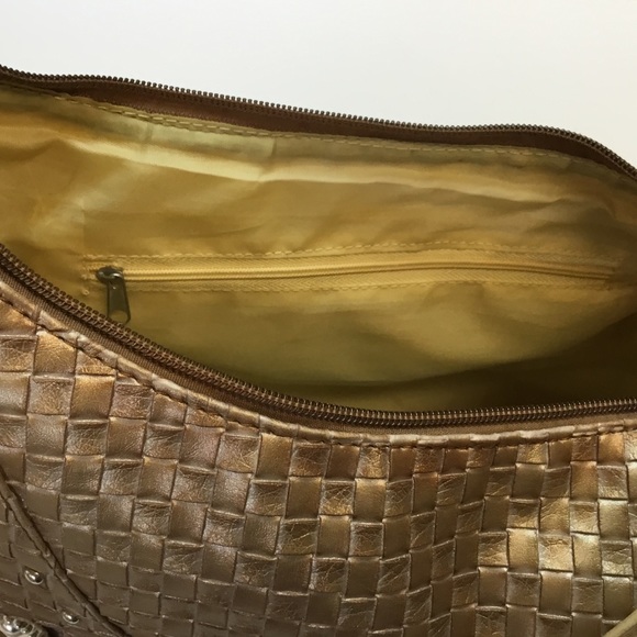 Exciting Neutral Color Bag - Picture 8 of 8